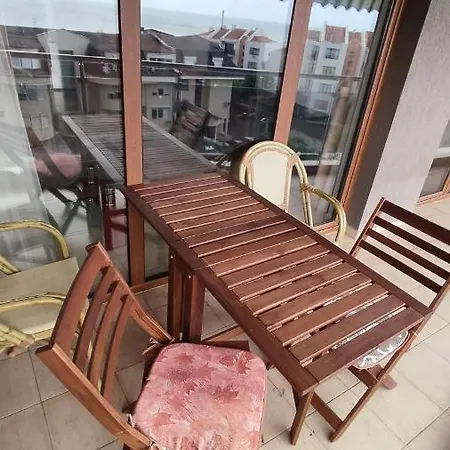 Lazur Sea View * Sweti Wlas